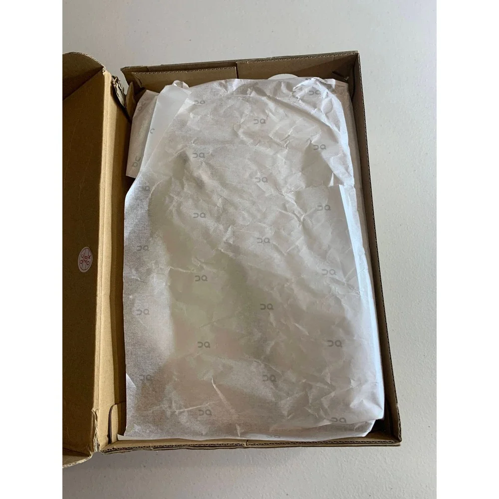 On Cloud 6 Womens Running Shoes White White 3WF10061200 US 8 EU 39 NEW - Picture 9 of 11
